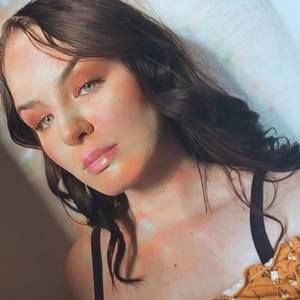 Meet your Posher, Janelle